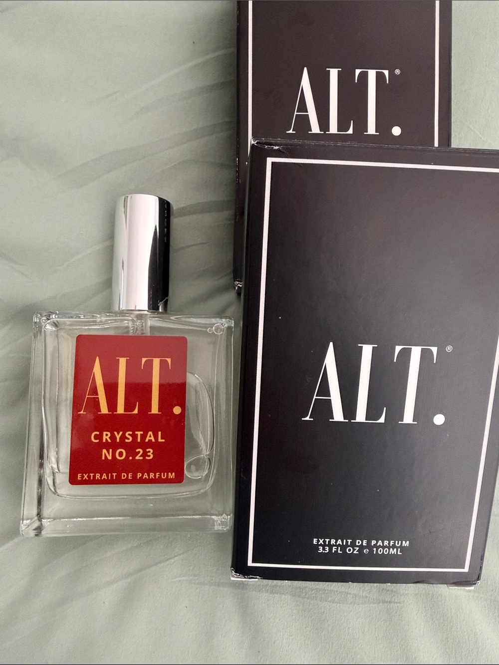 ALT Crystal No.23 Extrait de Parfum - Red Bottle - Picture 2 of 2